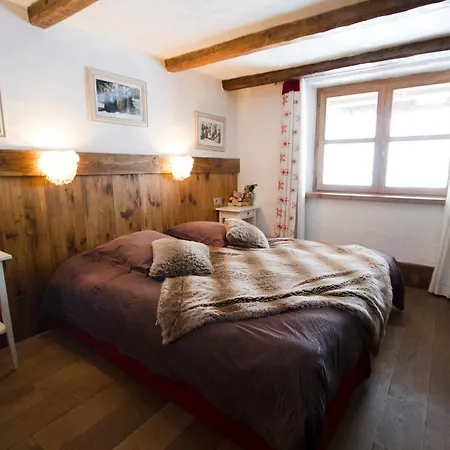 Le Chalet Des Anges Bed and breakfast *